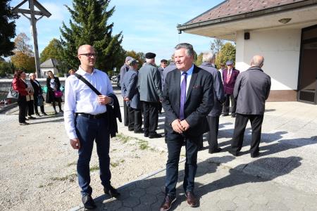 OTVORITEV NOVGA DELA POKOPALIŠČA V CERKNICI 01 FOTO LJUBO VUKELIČ